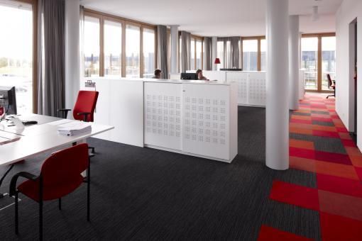 moquetas de Comercial de Interiorismo Robredo